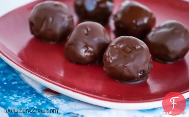 Trufas de Chocolate Pecan super fáceis (sem glúten vegano cru)
