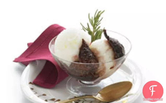 Vinho Tinto E Figos De Alecrim Com Fromage Blanc Sorbet
