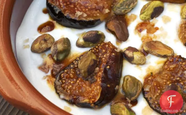 Iogurte Com Figos Caramelizados