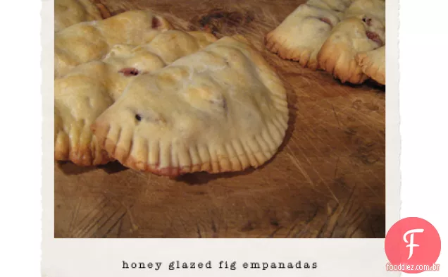 Muy Bueno Mel Vidrado Fig Empanadas