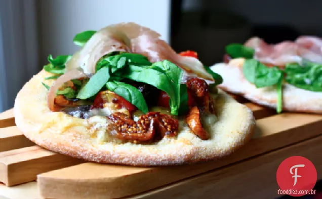 Fig & Olive Pizzettes