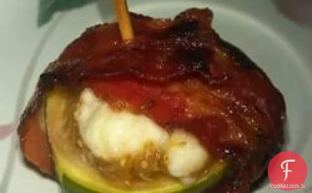 Figos Com Queijo De Cabra, Nozes E Bacon
