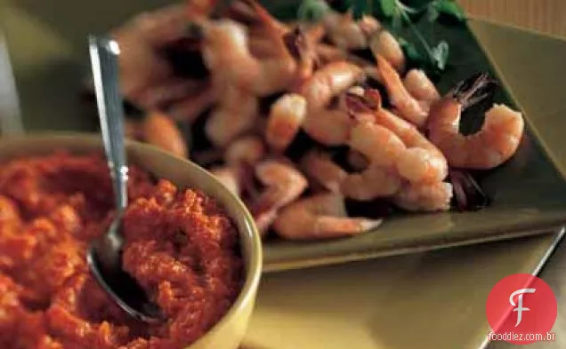 Camarão com pimenta assada-molho de rábano