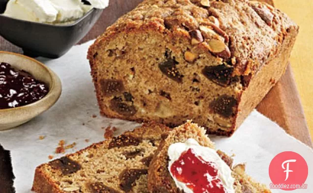 Figo, compota de maçã e Pão de café da manhã de amêndoa