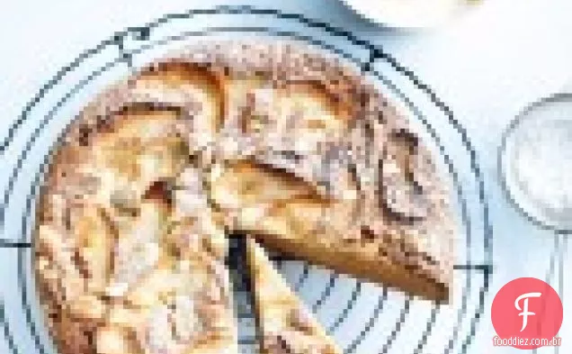 Fruta grelhada com açúcar e iogurte de canela