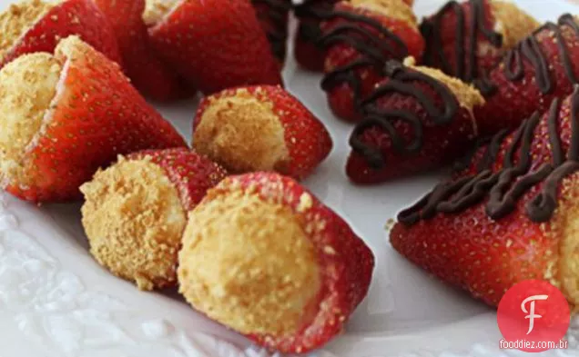 Cheesecake Recheado Morangos