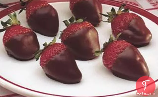 Morangos Cobertos Com Chocolate