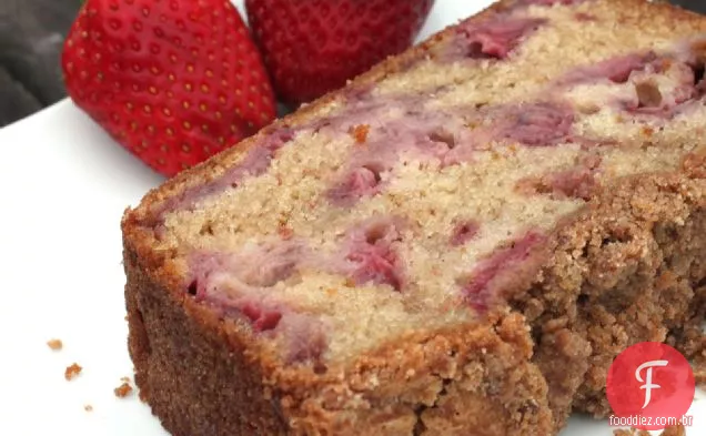 Bolo De Morango Simples