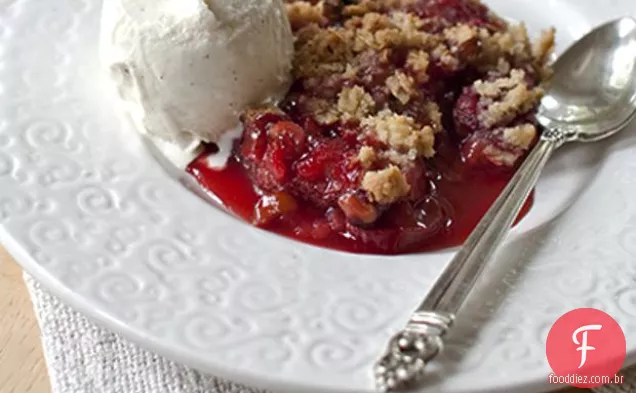 Ruibarbo De Morango Crumble