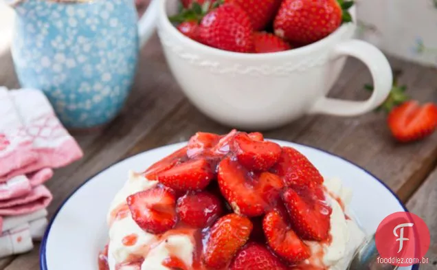 Mini Tartes Pavlova Morango