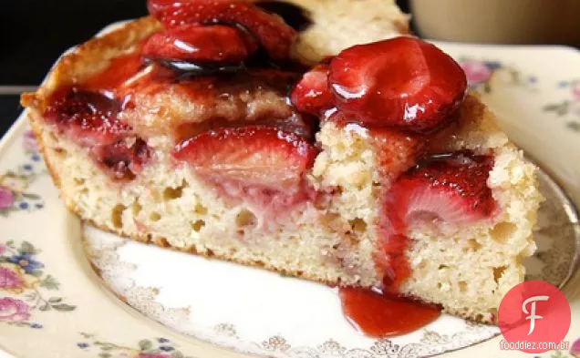 Bolo De Leitelho De Morango Assado