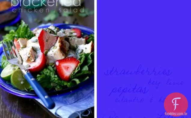 Salada De Frango Enegrecida Com Morangos E Coentro Doce Dres