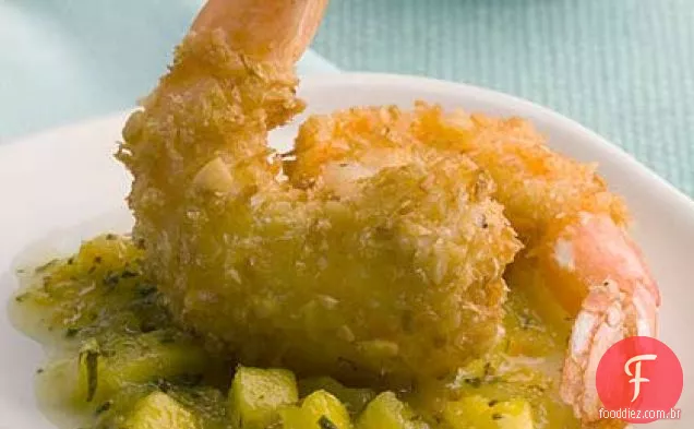 Camarão De Macadâmia De Coco Com Salsa Tropical Quente