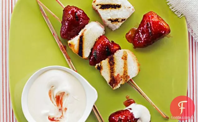 Kebabs Grelhados Do Shortcake Da Morango