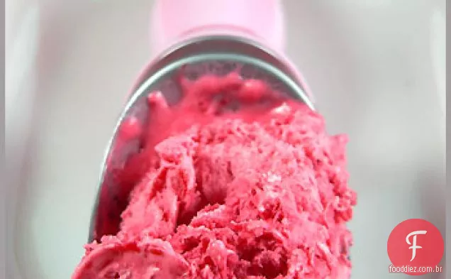 Morangos E Sorvete De Framboesa Falso