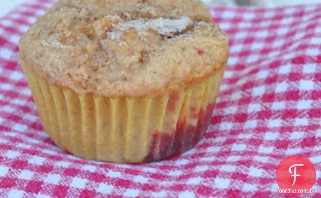 Muffins Dobro Da Canela Da Morango