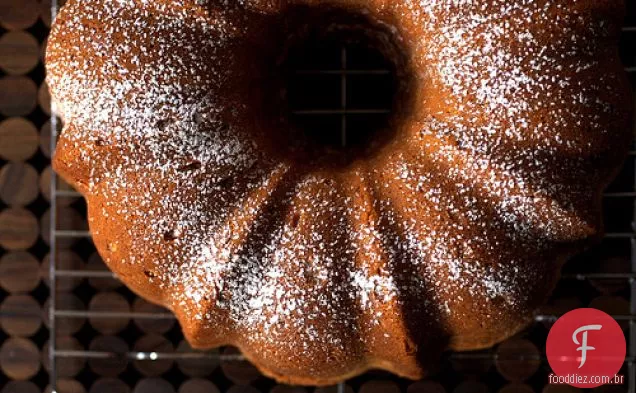 Cream Cheese Pound Cake + Strawberry Coulis