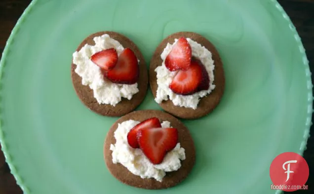 Tartlets de morango e ricota