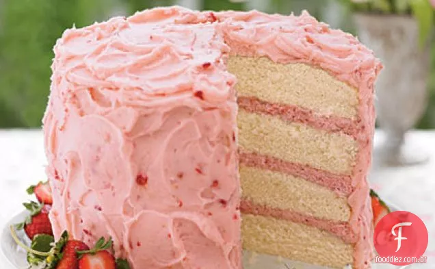 Bolo De Mousse De Morango