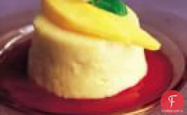 Mousse De Manga Com Framboesa Coulis