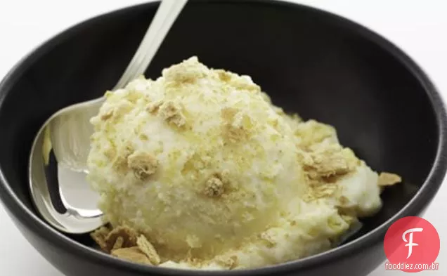 Iogurte Congelado De Manga Com Bolachas Graham