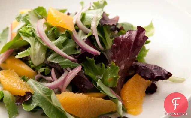 Salada De Laranja De Manga Com Verduras Misturadas