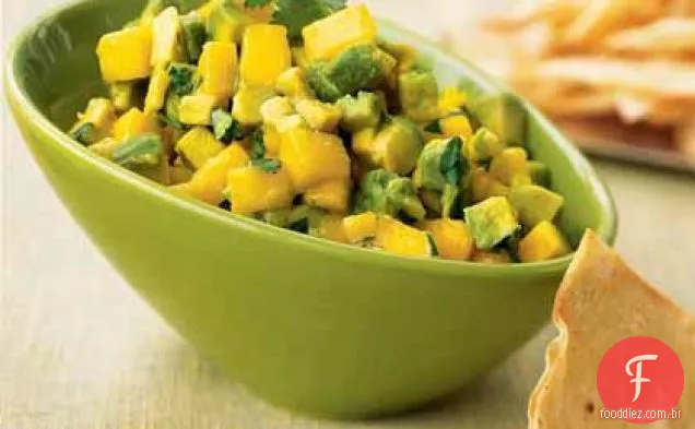 Abacate-Salsa de Manga Com Batatas Fritas de milho torradas