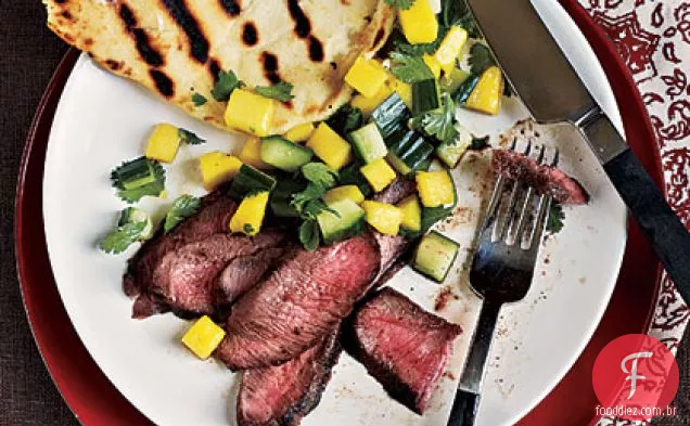 Bife grelhado com salsa de manga fresca