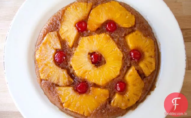 Bolo de abacaxi de cabeça para baixo