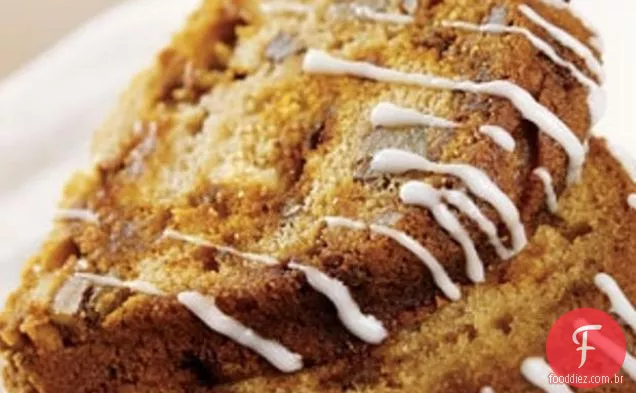 Bolo De Café Com Molho De Maçã Com Chip De Canela