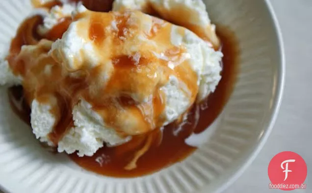Molho de caramelo com sal cinza (ou outro bom) 