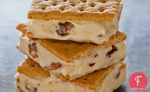 Caramelo Salgado E Sorvete De Bacon Cristalizado