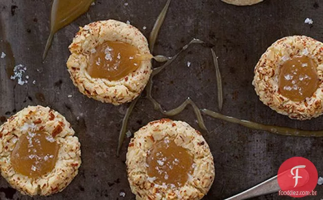 Caramelo Salgado Amêndoa Thumbprint Cookies Receita