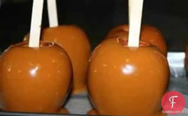 Maçãs De Caramelo Simples