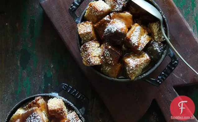 Rum de caramelo e pudim de Pão de Banana