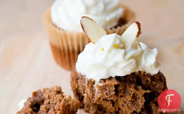 Bolo De Chocolate E Amêndoa Com Laranja