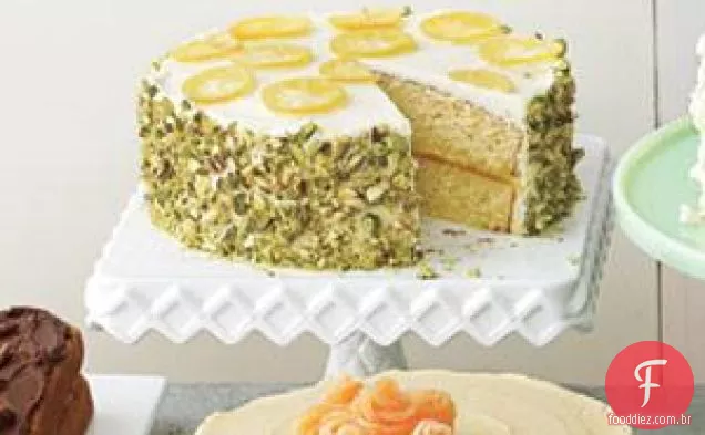 Bolo De Limão Amarelo Com Limões Cristalizados E Pistache