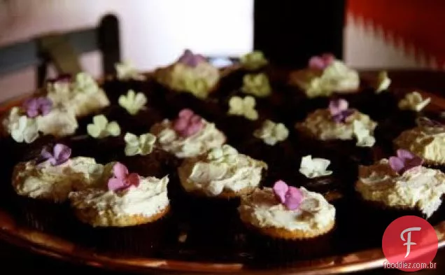 Bolo de manteiga de Kentucky (também conhecido como Cupcakes de casamento)