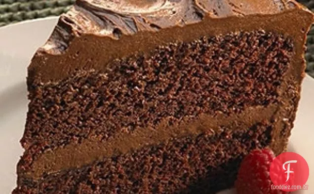 Bolo Fácil Da Camada Do Chocolate