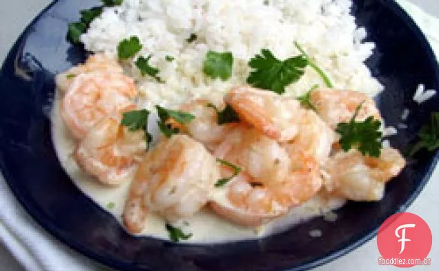 Jantar hoje à noite: camarão com molho de Creme de Pastis