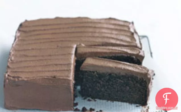 Bolo De Chocolate Clássico Com Creme De Manteiga De Chocolate