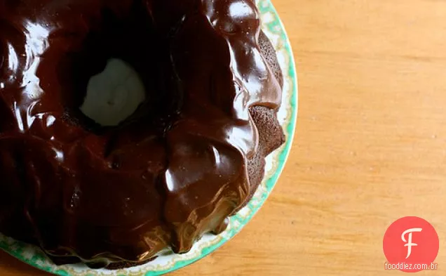 O Melhor Bolo Bundt De Chocolate Com Cobertura De Chocolate