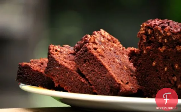 Bolo De Chocolate Com Pudim De Abacate
