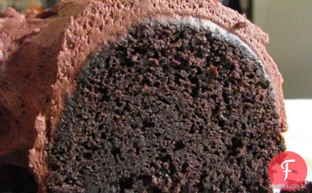 Bolo Fudgy Chocolate Bundt