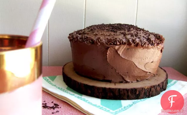 Bolo Clássico Da Camada Do Chocolate