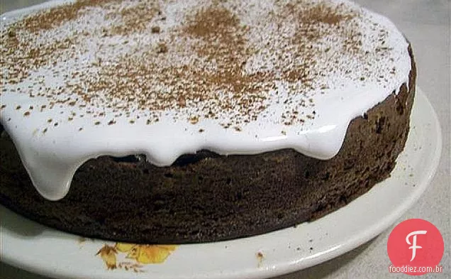 Bolo De Cachorro Diabo De Chocolate Com Cobertura De Marshmallow De Sete Minutos