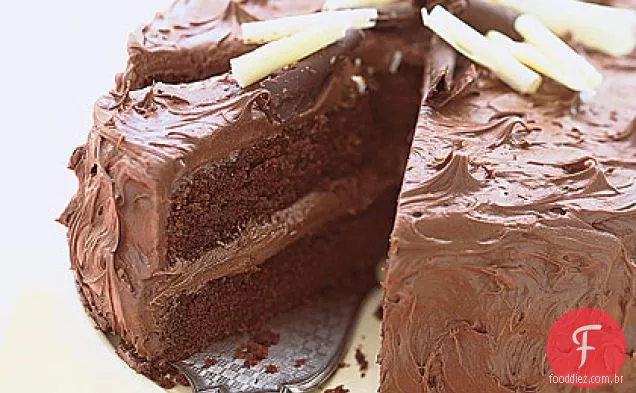 Bolo Da Camada Do Chocolate Do Creme Azedo