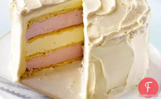 Bolo de Sorvete De Chocolate Branco e morango