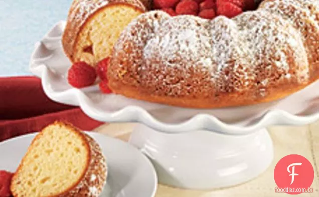 Bolo Bundt Com Framboesas