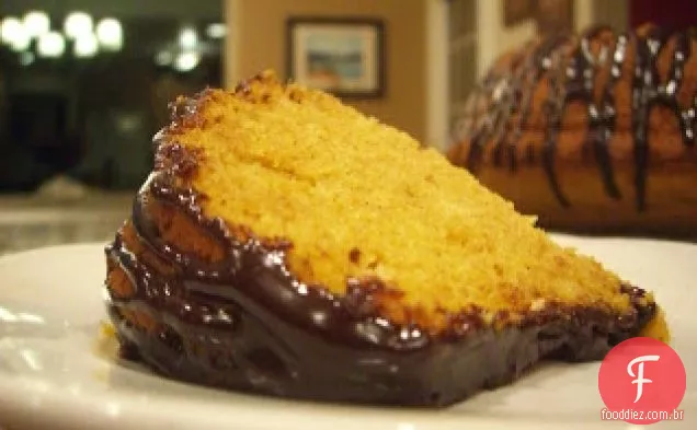 Bolo Bundt De Abóbora Com Cobertura De Chocolate